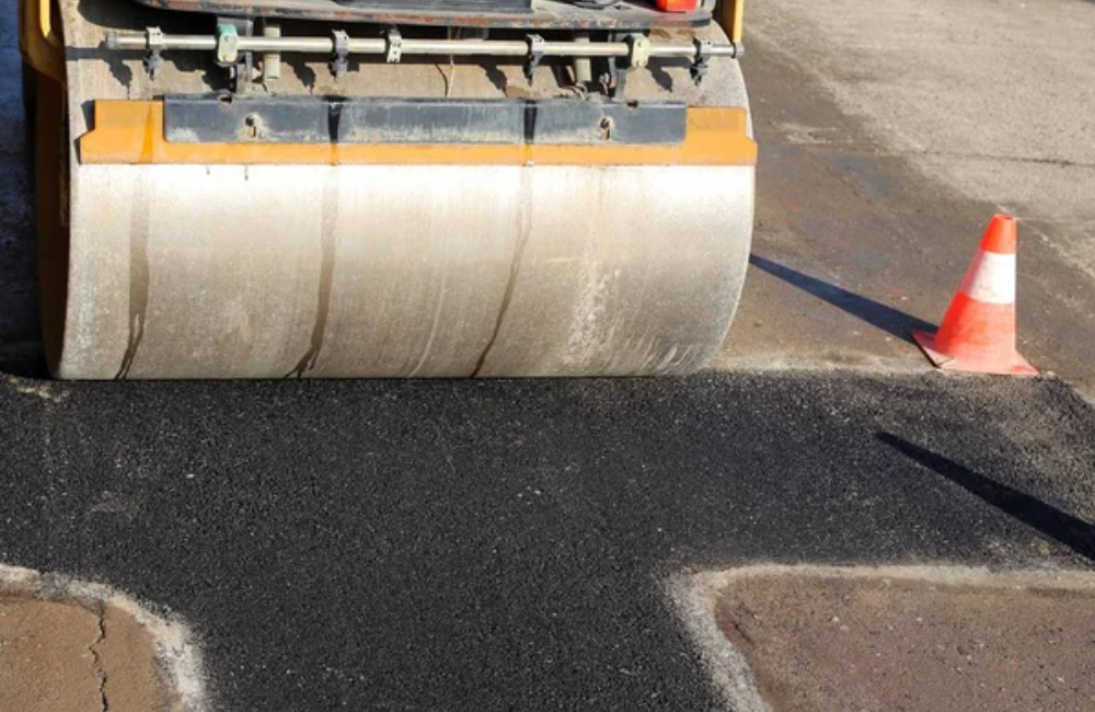 Asphalt milling and resurfacing in Cincinnati by ITS Asphalt